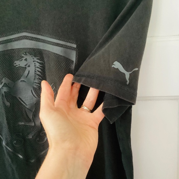 Men’s Authentic Puma Ferrari Black T-shirt size M Formula One Racing Cars Italy - Picture 5 of 13